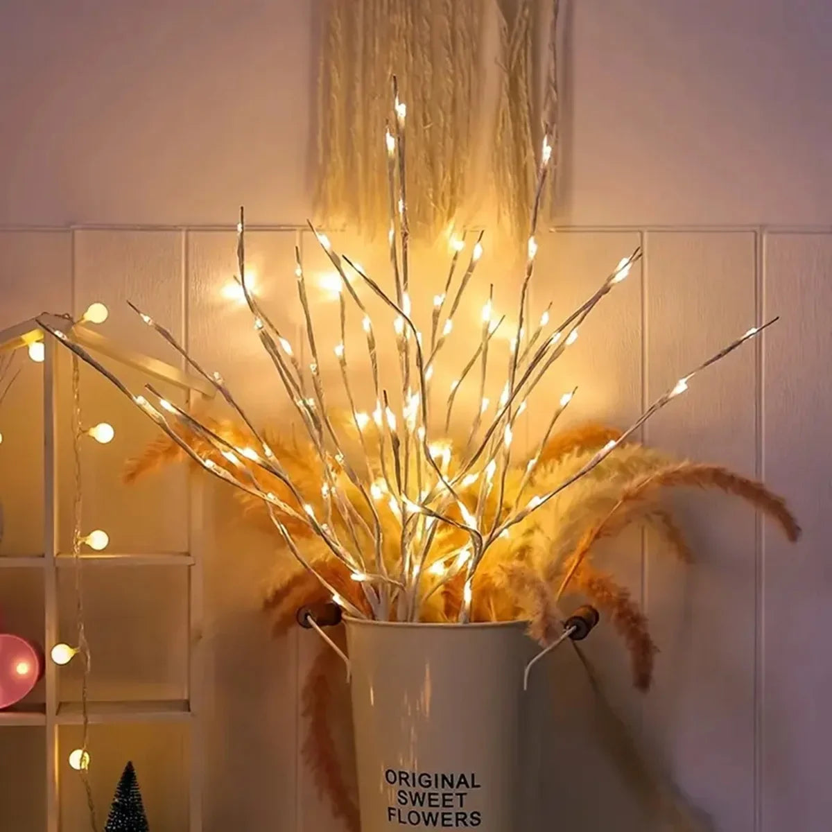 Detailed structure of white birch branch LED festive light