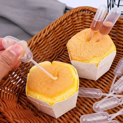 Dropper pipette for cake and dessert decoration