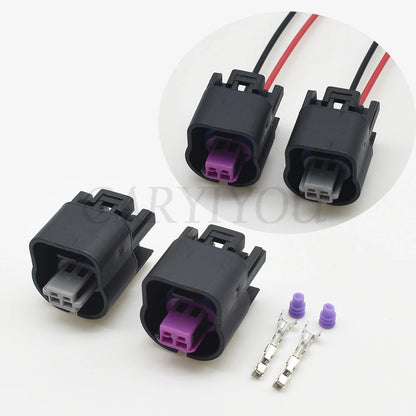 Application of 2 pin centerline connector for camshaft VVT solenoid valve in automotive engine wiring