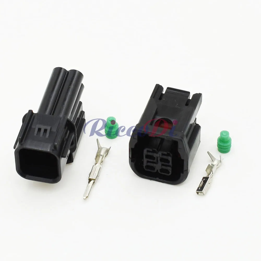 Close-up of 4P Car Headlight LED Tail Light Socket AC Assembly Wiring Harness Connector 6181-3783 6189-7409