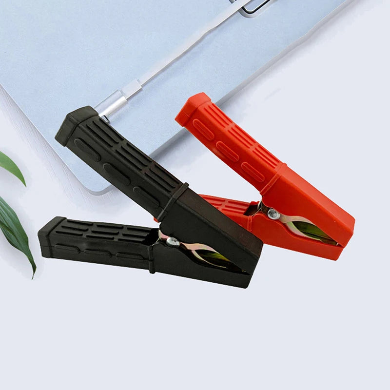 Car jumper cable clamp connector with insulation