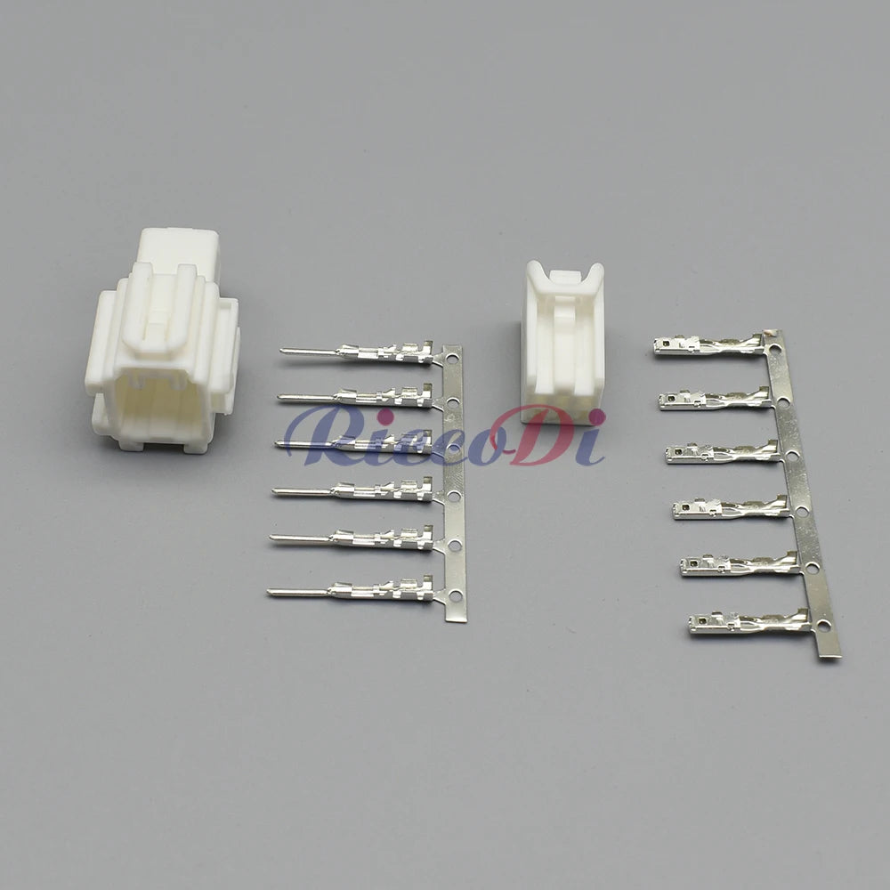 High-quality 6 Pin female connector for car fuse box, wiring harness plug for Civic CRV 7187-8846 7186-8846