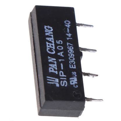 Compact 4pin reed relay for switching applications