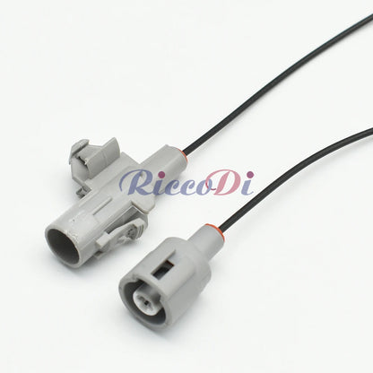 1Pin waterproof automotive connector installed in vehicle wiring harness for stable and efficient power transmission