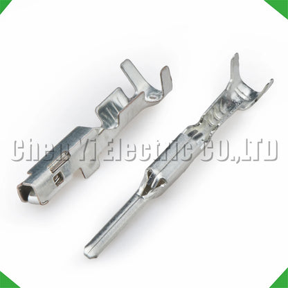 Wire crimp terminal pin for automotive connector