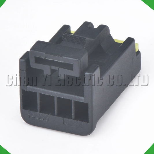 Close-up of CY000419-1.5F 4 pin automotive connector for steering wheel sensor