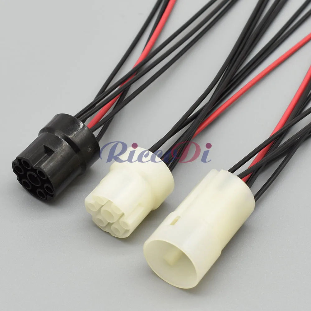 DJ3071-1.5/3.5-21 female white automotive connector with wires