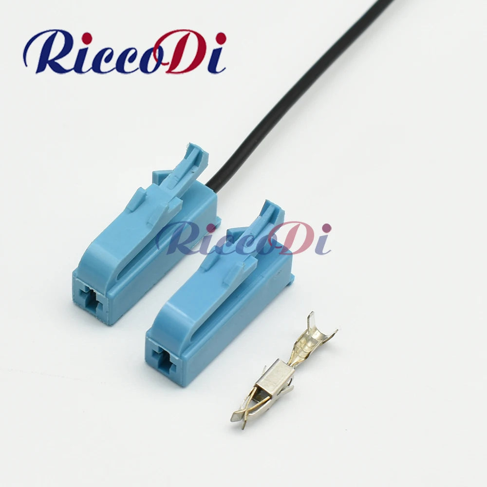 3.5mm blue automotive electrical connector female plug with wire for car, motorcycle, and ebike wiring