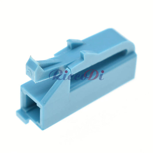 Close-up of female terminals on 3.5mm blue automotive connector showing secure connection for wiring
