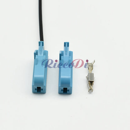 3.5mm blue automotive connector demonstrating wire attachment for car, motorcycle, and ebike applications