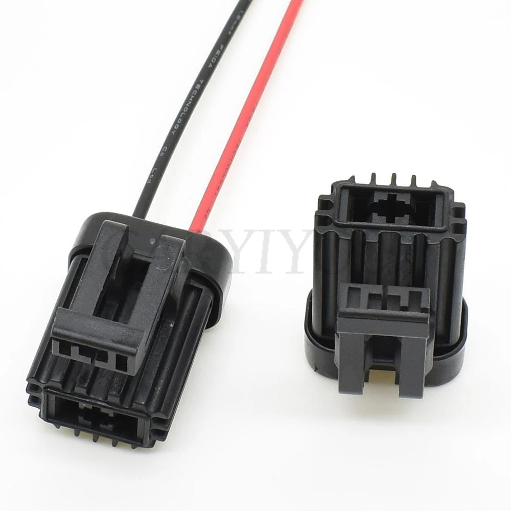 Installation of DJ70210-6.3-21 6.3mm automotive 2 pin connector for reliable wire harness connections
