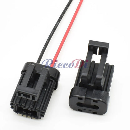 DJ70210-6.3-21 automotive connector featuring secure locking mechanism to prevent accidental disconnection
