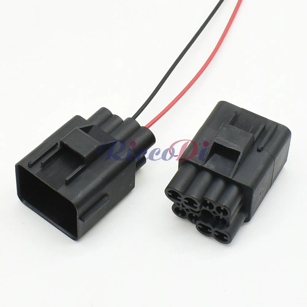 Close-up view of DJ70218A 1.5mm terminals showing secure connection for automotive wiring harness