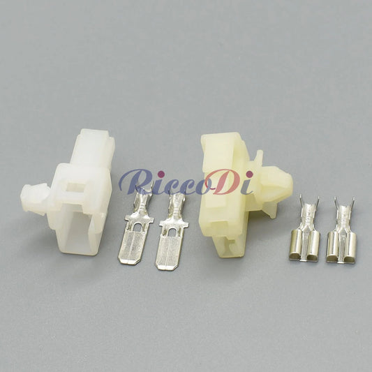 Close-up view of DJ7024Q 6.3mm automotive wire harness connector male and female socket interface