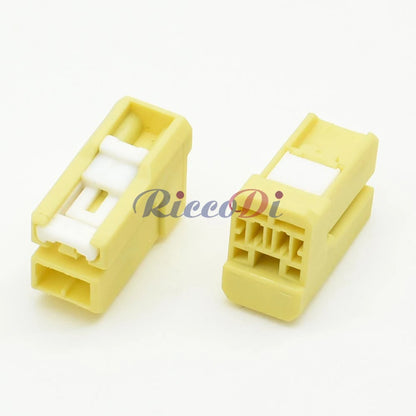 Close-up of 1.2mm 2 pin male and female connector for reliable automotive electrical connections