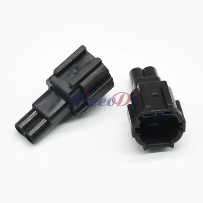 Close-up of terminals on DJ7029AY 2-pin automotive connector showing reliable contact