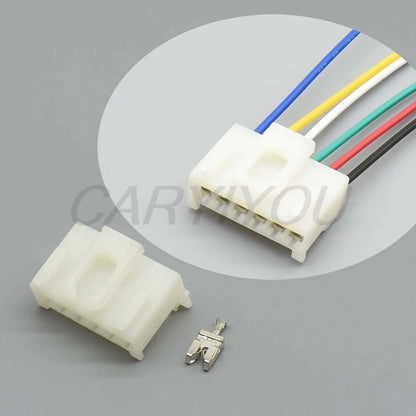 DJ70650Y-3-21 automotive female socket plug connector with 6 holes and terminals