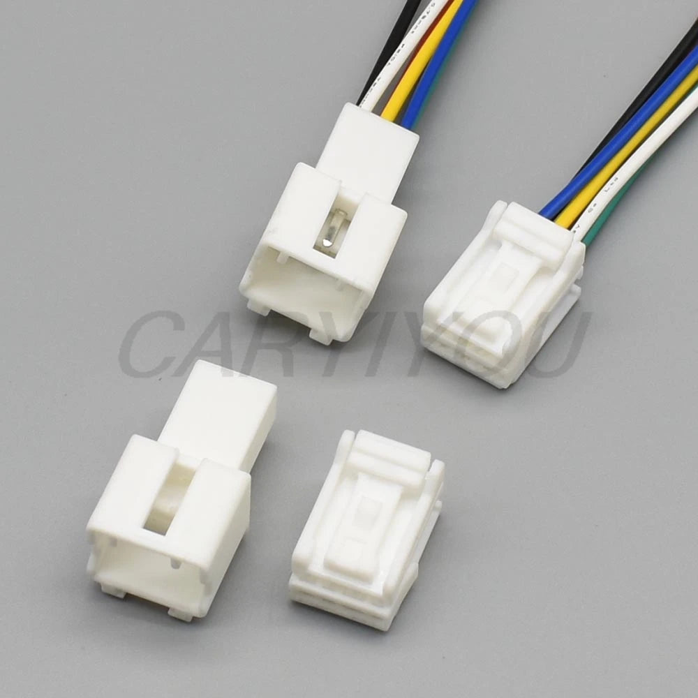DJ7067F-1.5-21 automotive female connector socket detail