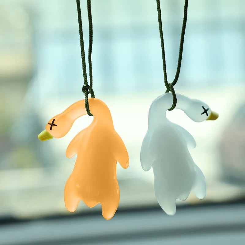 Duck keychain packaging showing cartoon color-changing design