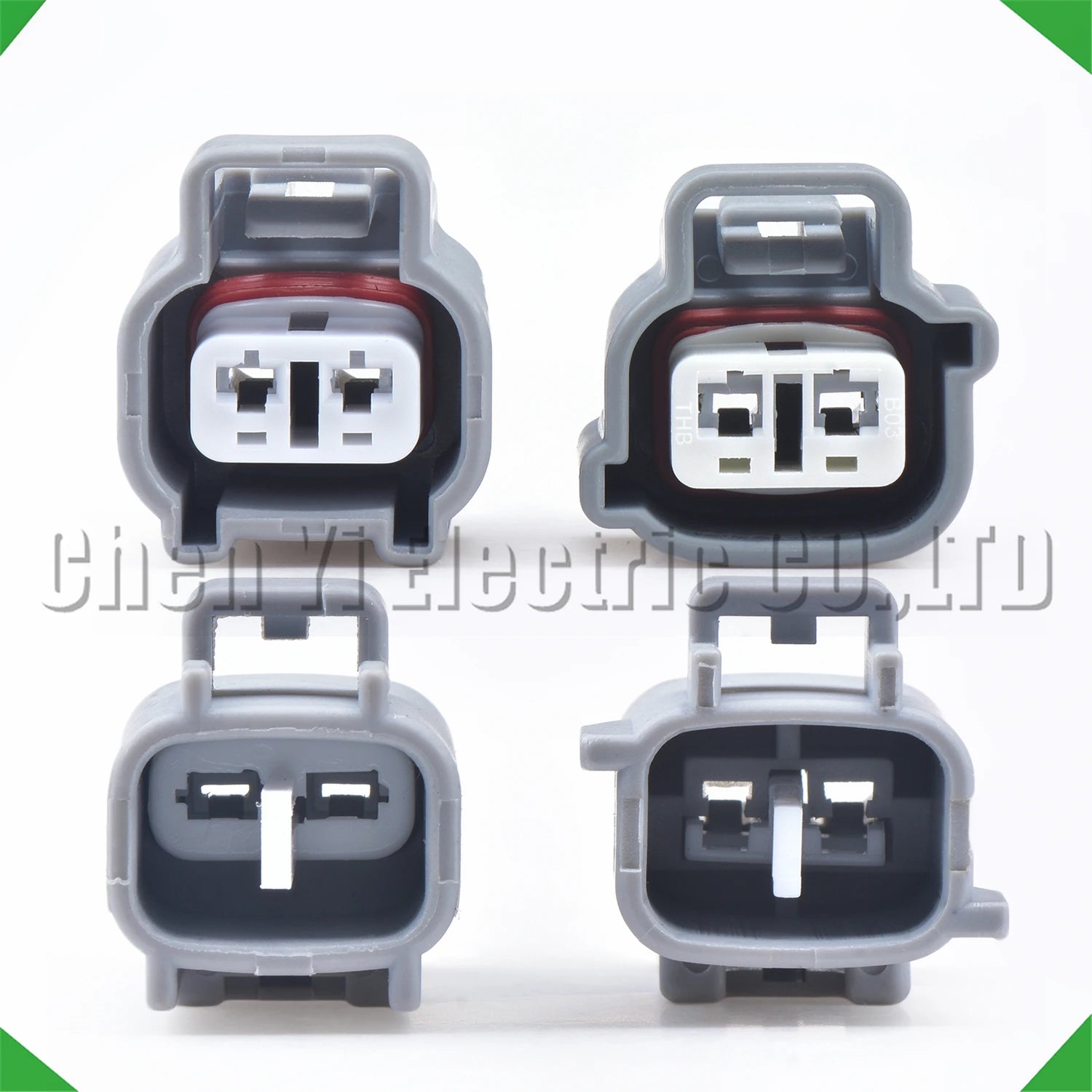 Durable automotive fog and signal light connector