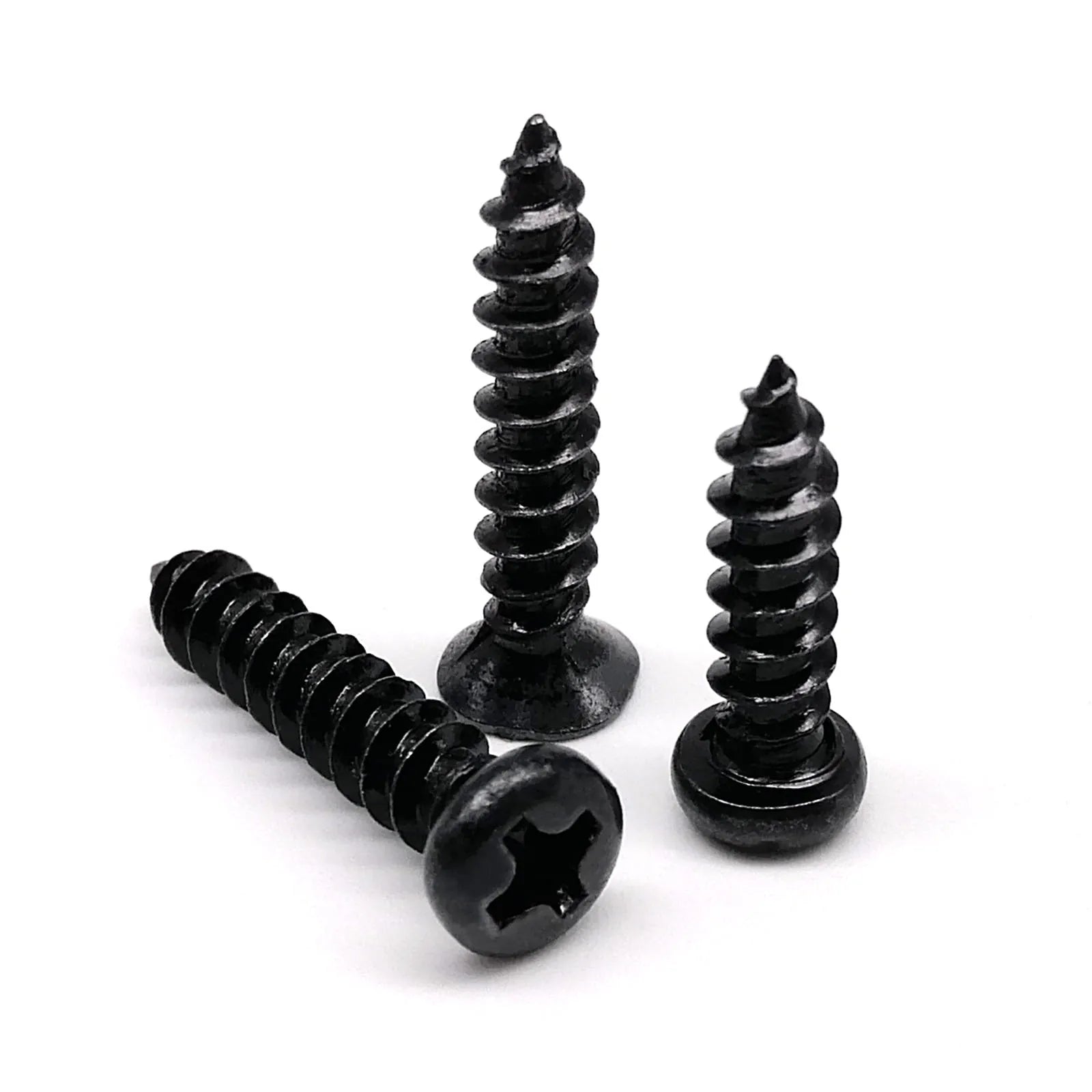 durable-small-black-steel-wood-screw_1