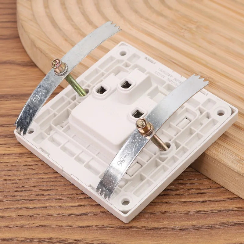 Durable wall socket repair device for switch and bottom box