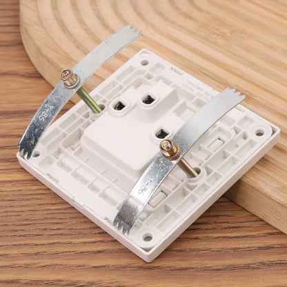 Durable wall socket repair device for switch and bottom box
