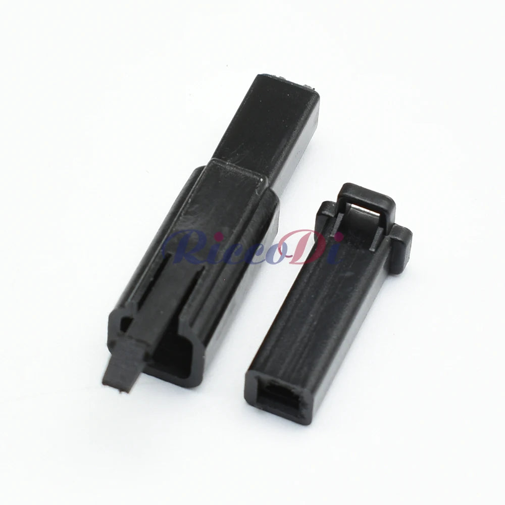 Durable waterproof 2.8mm automotive wiring harness connector designed for reliable long-term vehicle use