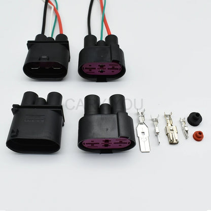 Electronic fan harness connector with terminal for automotive wiring