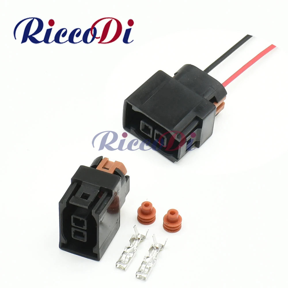 Front view of 2 way female automotive electrical connector plug for wire harness
