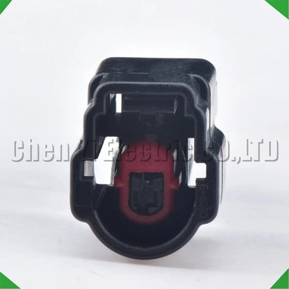 automotive wire connector for Ford
