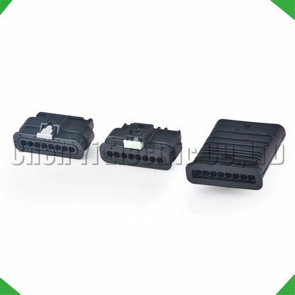Close-up of 8 Pin wire harness plug for automotive front bumper radar, suitable for Benz and BMW