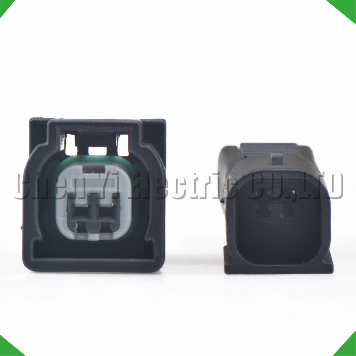 Automobile fuel injector connector plug installation and wire harness detail