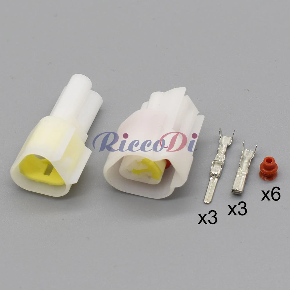 Furukawa 3-Pin waterproof male and female wire connector FW-C-3M-B FW-C-3F-B installed in automotive wiring harness for secure electrical connections