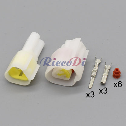 Furukawa 3-Pin waterproof male and female wire connector FW-C-3M-B FW-C-3F-B installed in automotive wiring harness for secure electrical connections
