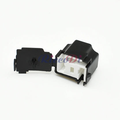 Ceramic H4-2B headlight lamp holder socket designed for high temperature automotive lighting systems
