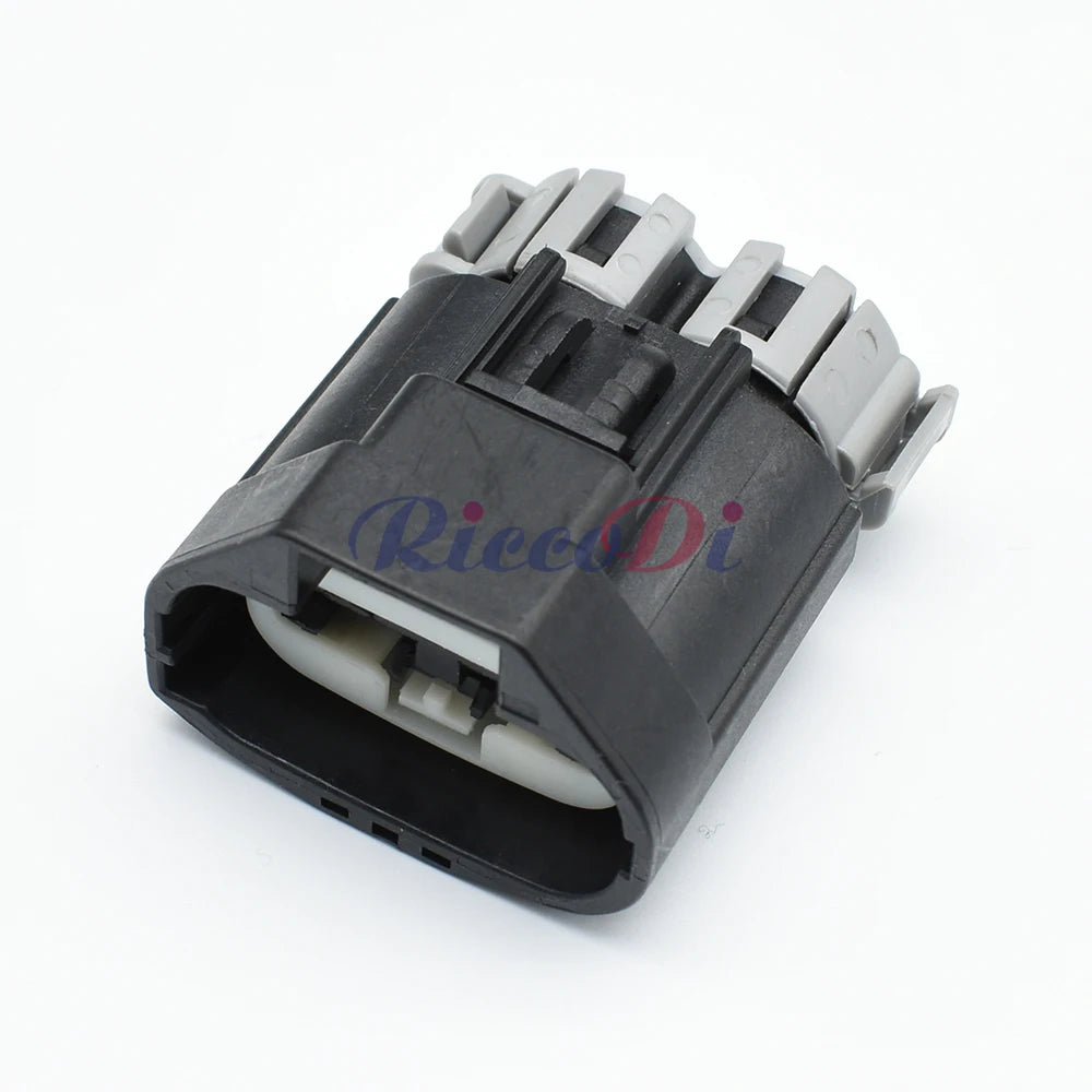 High durability 2 pin automotive power steering pump and fan electrical connector housing for reliable vehicle connections