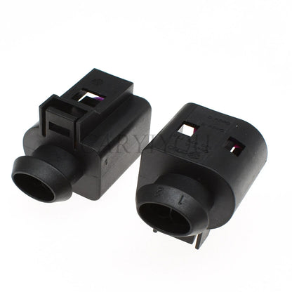High reliability 2 pin automotive engine speaker connector housing for stable vehicle wiring