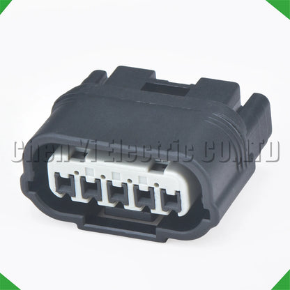 Detailed view of 5 Pin automotive connector for Honda Accord, Civic, CRV turbocharged motor wiring