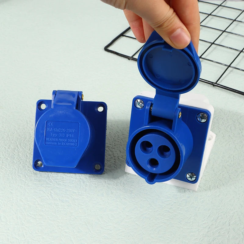 IP44 220V 16A industrial waterproof plug connector