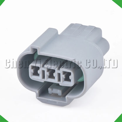Engine sensor dashboard wire connector for ISUZU vehicle