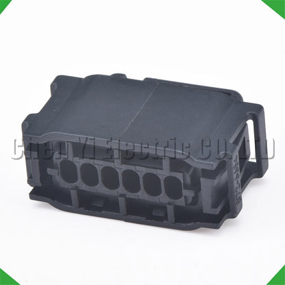 Radar sensor harness connector for Mercedes vehicles