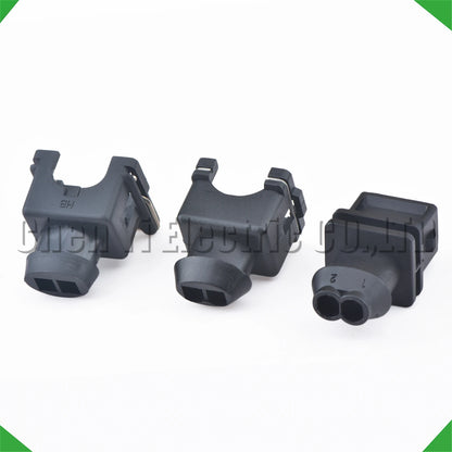 Injector connector plug for MG vehicles