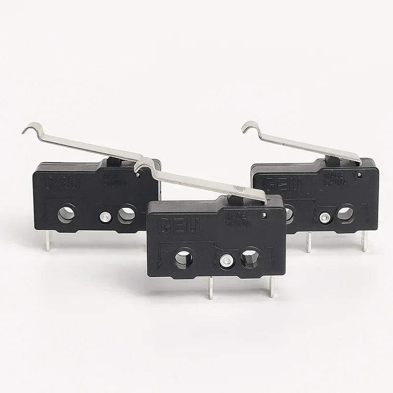 SPDT micro limit switch, snap action, 5A 250V, for control circuits and DIY electronics applications