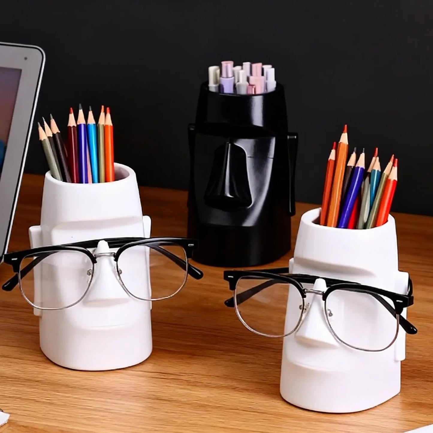 Multifunctional face shape makeup storage box organizer for vanity desk