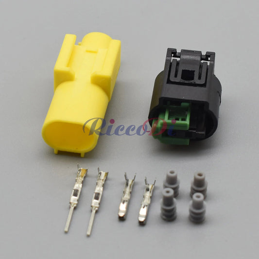weather resistant oxygen sensor plug connector for automotive engine system