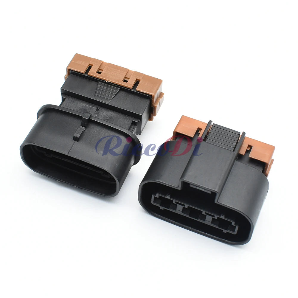 Waterproof sealing structure of 3 hole automotive connector PK011-03027 PK015-03027
