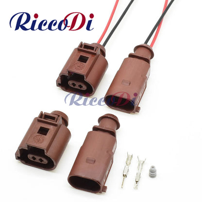 automotive electric hand brake rear wheel cylinder motor connector plug for secure and reliable wiring connections