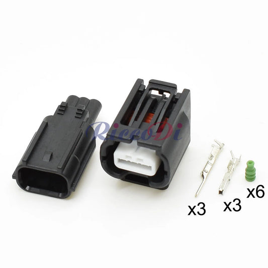 Close-up of 3-Pin terminals in car reversing light connector 7283-2147-30 for precise Infiniti sensor connection