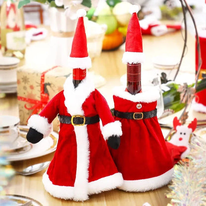 Wine bottle cover with Santa Claus design